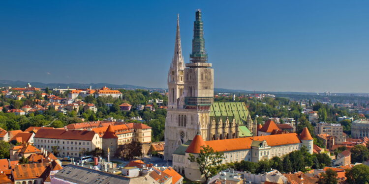 Cidade culturalmente rica é altamente apreciada pelos novos moradores