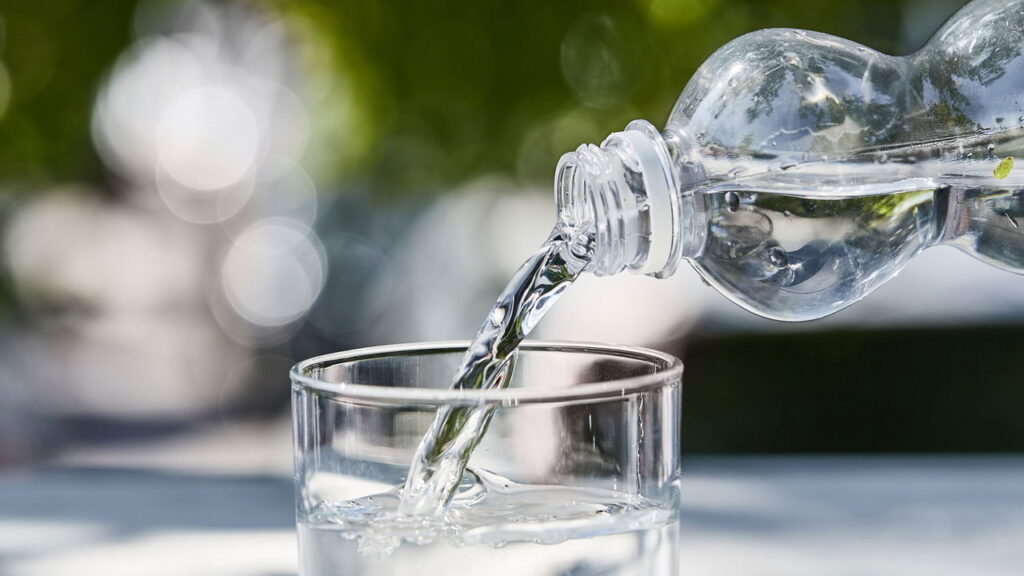 Técnicas eficazes para cuidar da pele sem gastar quase nada