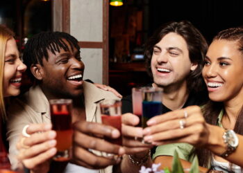 A importância das amizades na vida adulta segundo a psicologia