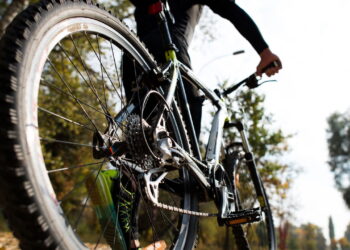 Estudo de 44 anos revela que andar de bicicleta reduz demência em 88%