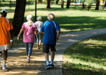 O que significa caminhar rápido segundo a psicologia