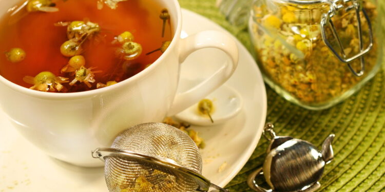 Esse chá acalma a mente revelando seu poder sutil contra a ansiedade!