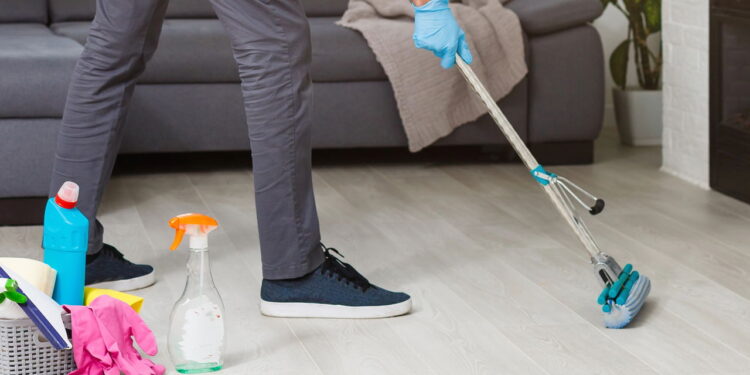 O truque esquecido que faz o desinfetante funcionar de verdade