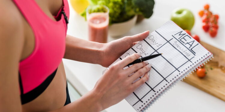 Esse é o hábito que pode estar sabotando sua dieta