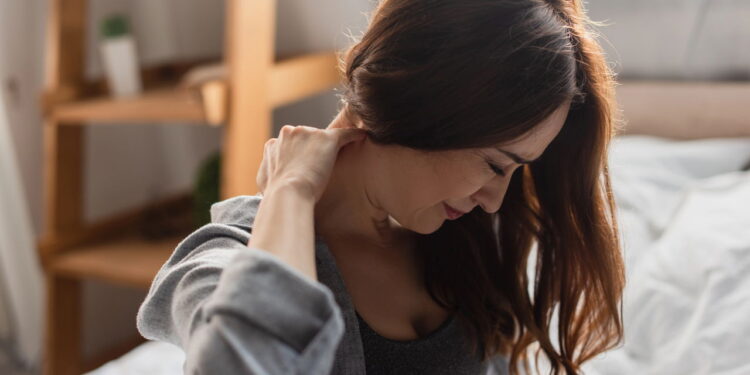 2 exercícios simples que aliviam dores nas costas e melhoram a postura