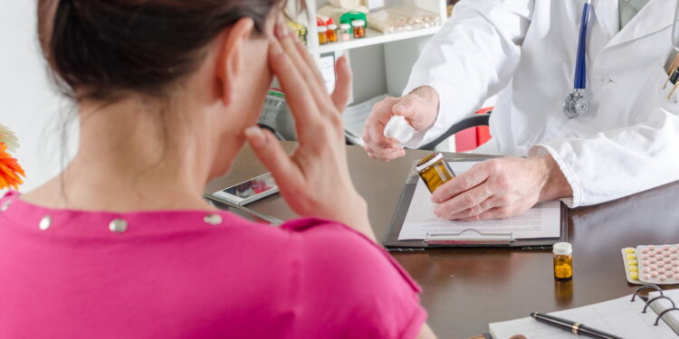 É possível reduzir dores de cabeça sem analgésicos? O que dizem os neurologistas