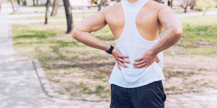 Atividades simples para relaxar as costas com alívio imediato