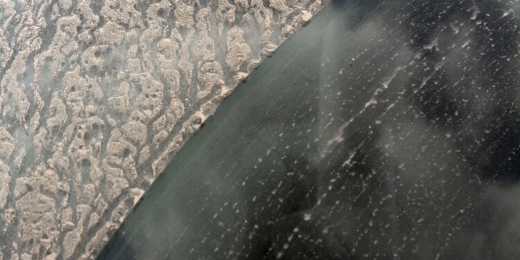 Essa mistura deixa vidros brilhando e você já tem tudo em casa