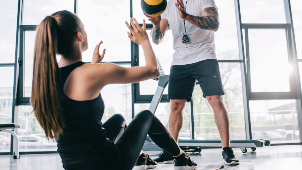 5 melhores exercícios para ganhar massa muscular usando apenas o peso do corpo!