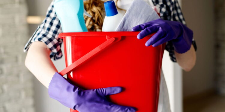 As melhores receitas caseiras para deixar o banheiro impecável