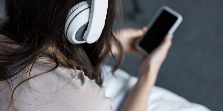 Os 5 melhores fones de ouvido para qualidade de som impecável, segundo a IA