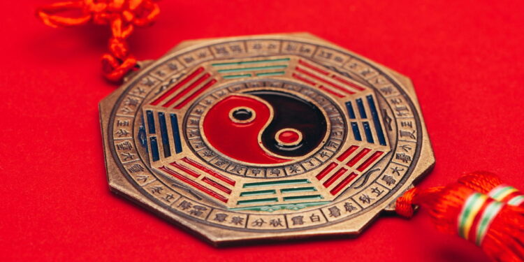 Horóscopo Chinês revela os signos que viverão traições dolorosas em Outubro