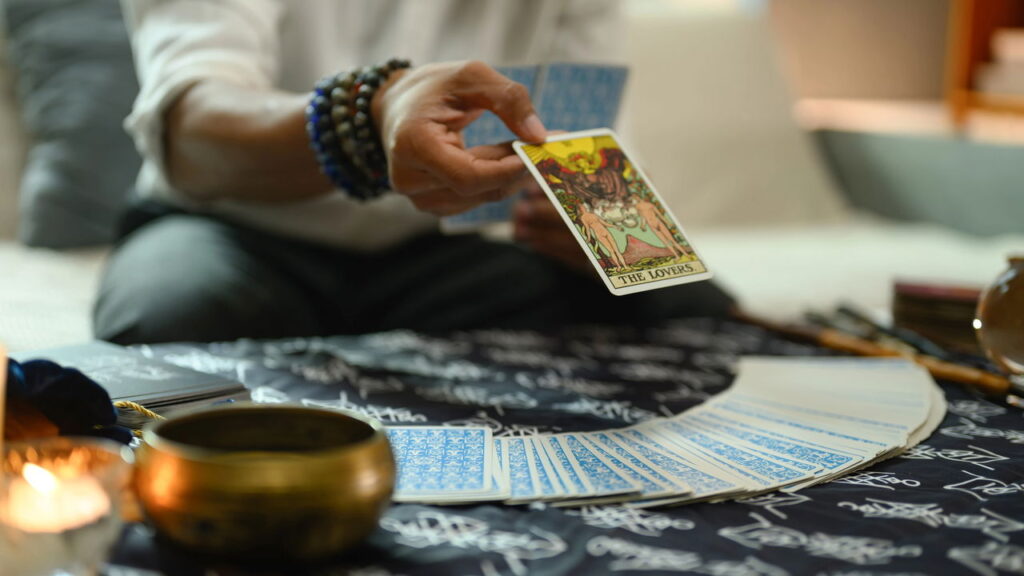 Essa carta do Tarô pode abrir um novo caminho na sua vida esta semana