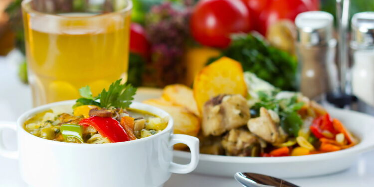 Jantares fáceis para fazer durante a semana com a geladeira vazia