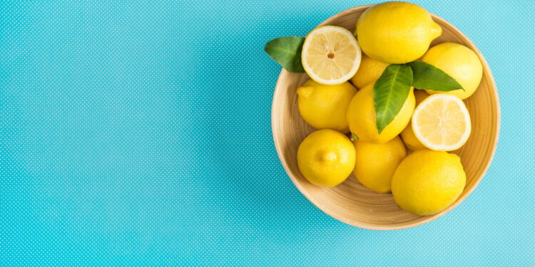 Esse truque com limão e louro pode transformar sua casa