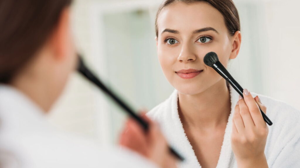 Como fazer sua maquiagem durar horas sem retoques!