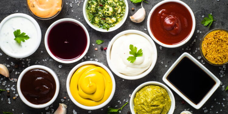 Nem ketchup, nem maionese: o molho que virou febre nas redes