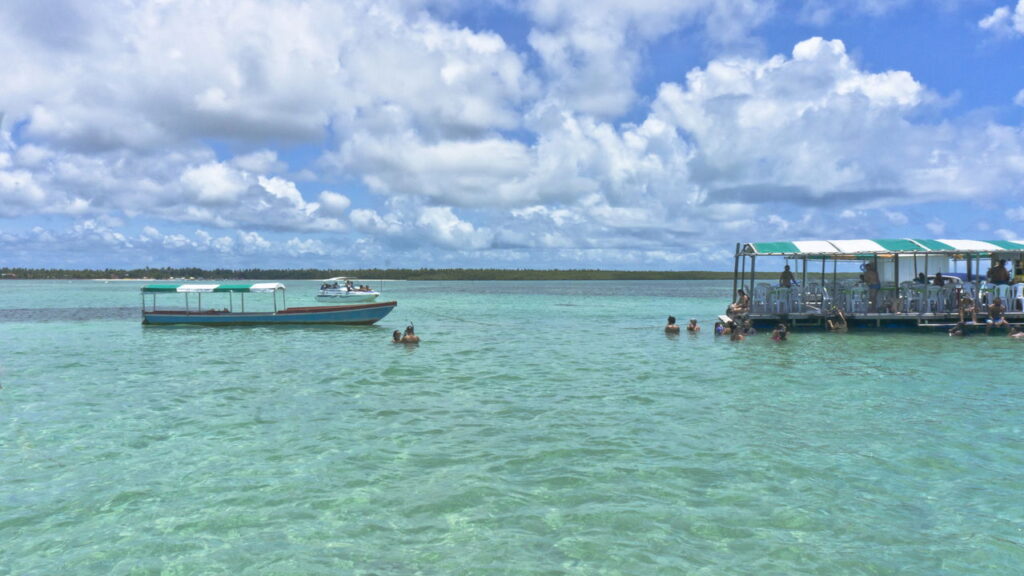 Precisa mesmo ir pra Europa se o Nordeste já tem romance, vinho e pôr do sol?