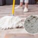 Nem cloro, nem removedor: esse produto barato dá brilho instantâneo ao piso
