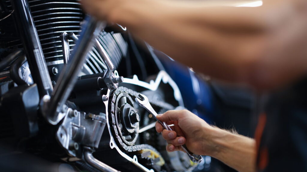 Manutenção preventiva em motos garante segurança, desempenho e economia no dia a dia