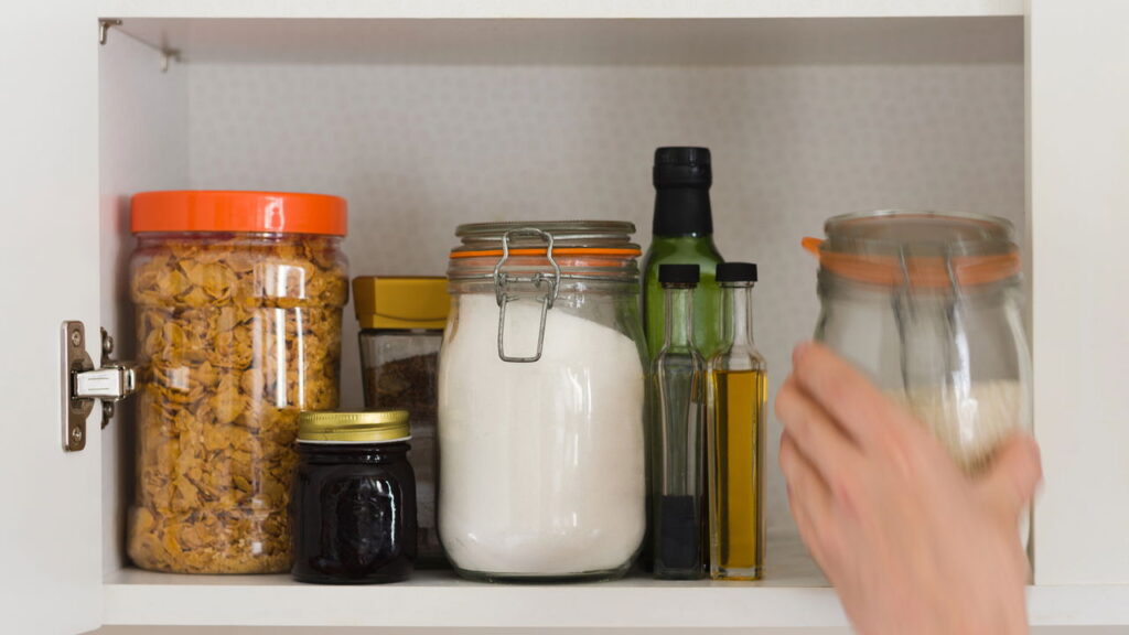 A organização certa transforma sua rotina na cozinha