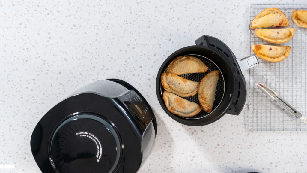 Nem fritura, nem gordura: pastel crocante que está fazendo sucesso