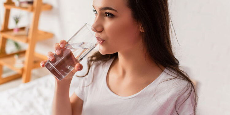 Hidratação adequada aumenta o desempenho físico, segundo médico esportivo