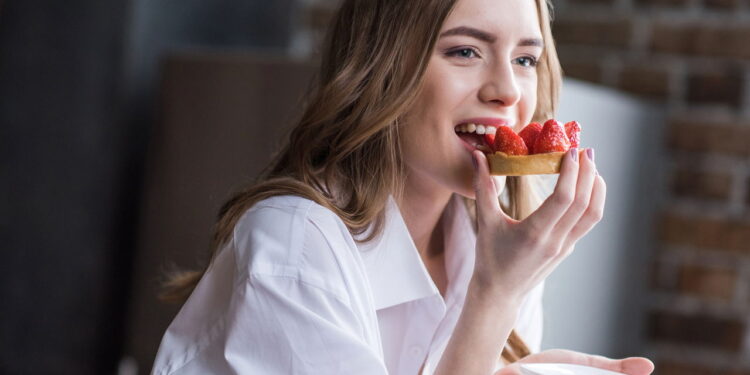 Nem leite condensado, nem creme de leite: esse ingrediente inusitado deixa o doce mais leve