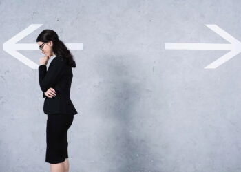 O hábito de adiar decisões pode estar sabotando sua vida, segundo psicólogos