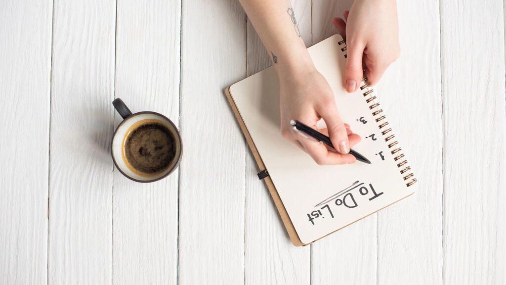 Nem planner, nem aplicativo: hábito simples que organiza sua rotina