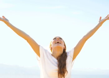 As ervas mais usadas para afastar energias ruins no jardim