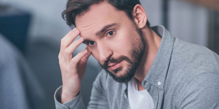 Como identificar se alguém está mentindo segundo a psicologia