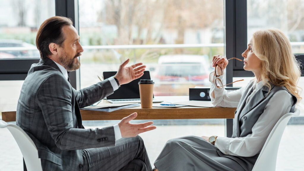 8 coisas que só pessoas com mentes brilhantes acham cansativo segundo a psicologia