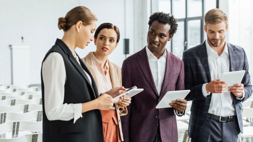 8 coisas que só pessoas com mentes brilhantes acham cansativo segundo a psicologia