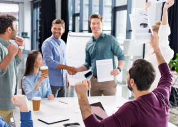 8 tipos de pessoas com as quais não vale a pena manter contato, de acordo com a psicologia