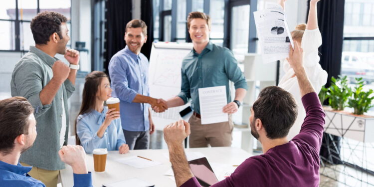 8 tipos de pessoas com as quais não vale a pena manter contato, de acordo com a psicologia