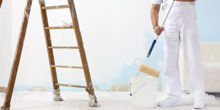 O que pode arruinar a sua pintura de parede, sem você perceber