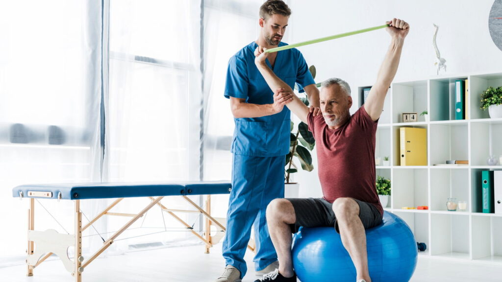 Ações simples na reabilitação pós-AVC fazem diferença na qualidade de vida