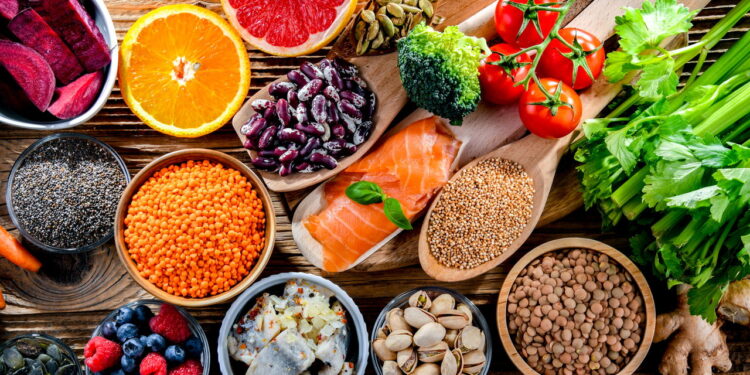 Alimentos que aumentam a energia e disposição durante o dia, segundo nutricionista