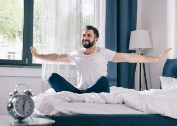 Como acordar cedo e ter uma rotina matinal pode aumentar sua energia!