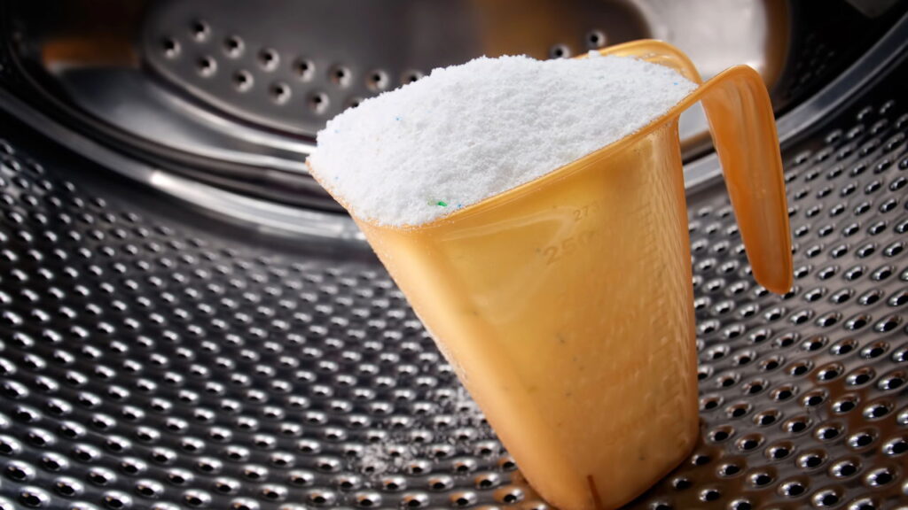 3 truques de lavanderia que deixam suas roupas como novas