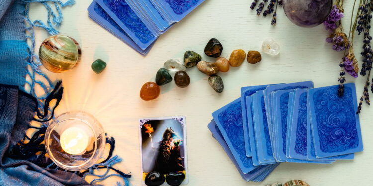 Os 3 signos que menos se casam segundo o tarô e suas cartas simbólicas