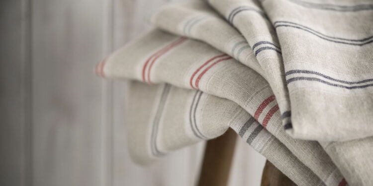 Redução do desgaste das toalhas com uma rotina de cuidados caseiros