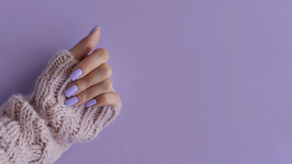 O que significa usar unhas quadradas segundo a psicologia