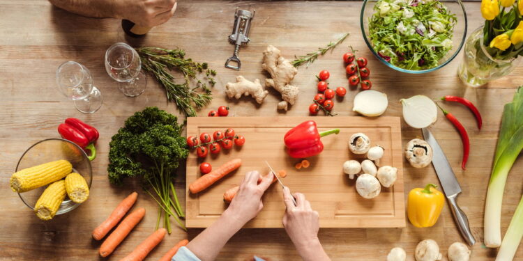 Alimentos que equilibram nutrientes e mantém a energia ao longo do dia segundo nutricionistas