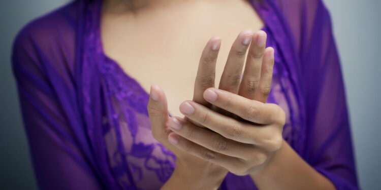 Receitas de ervas que ajudam à saúde óssea para fazer em casa