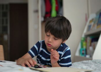 Esse é o motivo por que você sente saudade de coisas da infância, segundo a psicologia