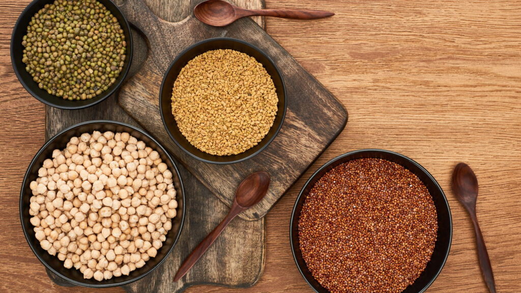 Alimentos que equilibram nutrientes e mantém a energia ao longo do dia segundo nutricionistas