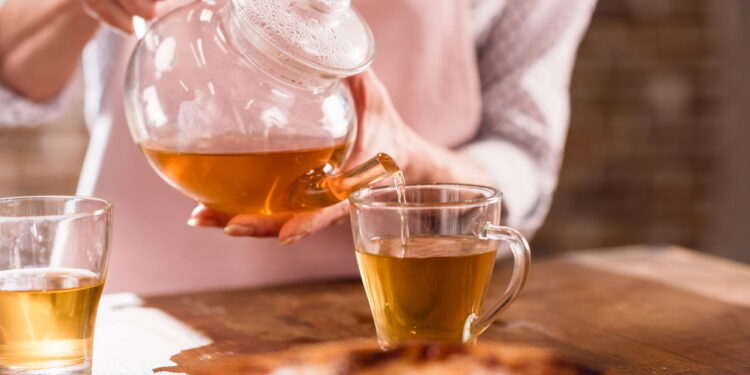 Receitas de chás naturais para dormir melhor hoje mesmo