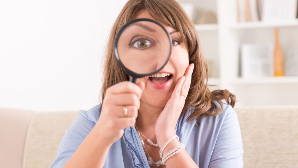 Como a curiosidade mantém a mente ativa e engajada segundo a psicologia